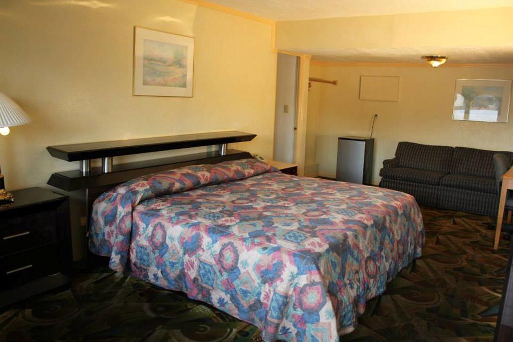 Presidential Inn And Suites Lyons Exterior foto